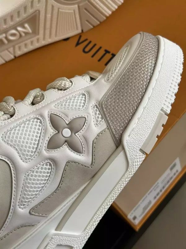 LOUIS VUITTON LV SKATE SNEAKER BEIGE WHITE – L080