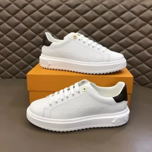 LOUIS VUITTON TIME OUT TRAINERS - L153