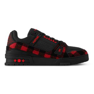 LOUIS VUITTON TRAINER SNEAKERS IN BLACK - L152